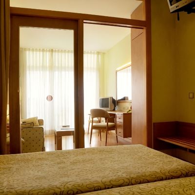 4 Adults Evenia Olympic Suites Promo Code