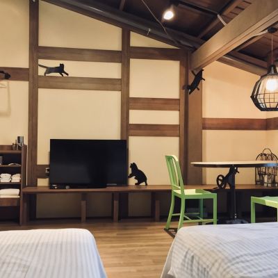 Deluxe Family Suite The Brick Inn Promo Code