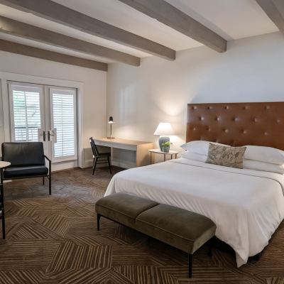 Deluxe King Room with Fireplace Wine & Roses Hotel Restaurant Spa Lodi Promo Code