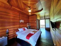 Hotel Besar Bulan Baru - Senggigi
