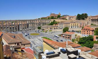 Hotel ELE Acueducto