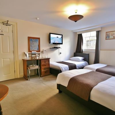 Triple Room with 3 Single Beds-Non-Smoking