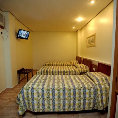 Cinelandia Hotel Hotels near Patio do Colegio