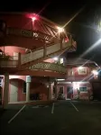 Islanders Place Hotels in 