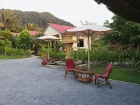 Bird of Paradise Bungalows Hotels in 