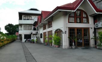 Dumaguete Royal Suite Inn