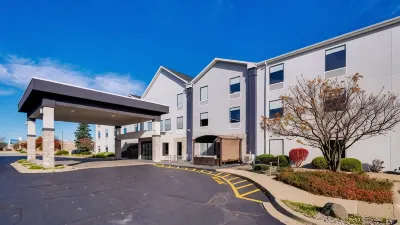 Best Western Plus Bourbonnais Hotel  Suites Hotels in 