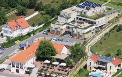 Zenit Wellness Hotel Balaton Hotel di 