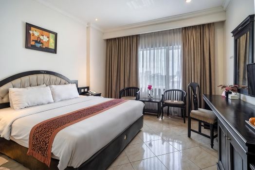 Sutomo Hotel Losari Makassar By LIFE