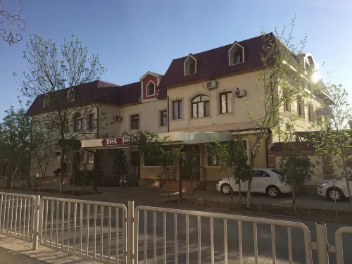Jipek Joli Inn