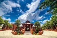 Heritage Bagan Hotel Отели в г. 