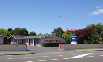 Tourist Court Motel