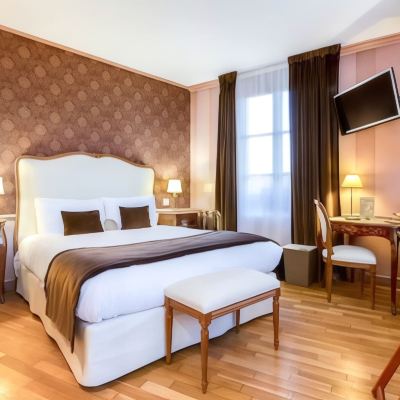 Deluxe Room Eiffel Trocadéro Promo Code