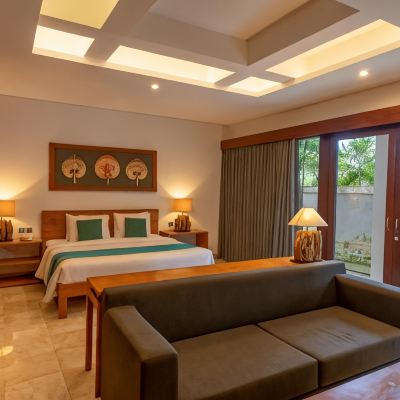 Deluxe Suite Garden with Free Entrance to Single Fin Sunday Party Blue Point Bay Villas & Spa Bali Promo Code