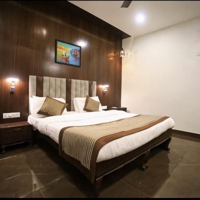 Luxury Deluxe Room With Air Conditioner The Byke Heritage Pure Veg Promo Code