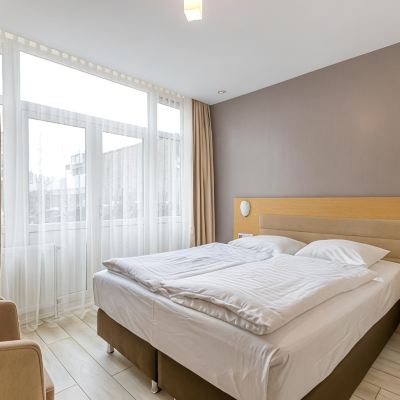 Family Room Hotel Port Promo Code