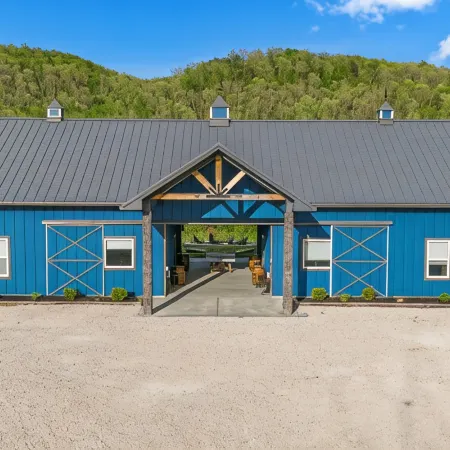 New Barndo/Private Access Red River/Kayak/Fishing