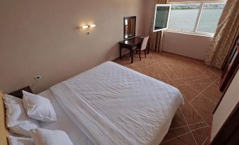 Hotel Aquastar Danube - Housity