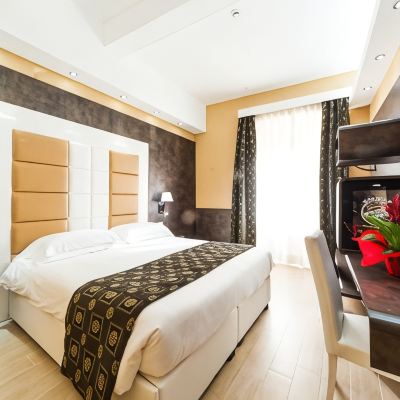 Deluxe Double Room Relais Trevi 95 Boutique Hotel Promo Code