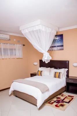 Rose Villa Lodge