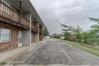 Quiet Fort Knox Townhome  Bourbon Trail Stay Near Louisville Airport