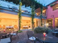 Arndt Hotel Garni Hotels in Rust