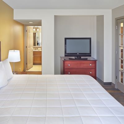Suite, Multiple Beds