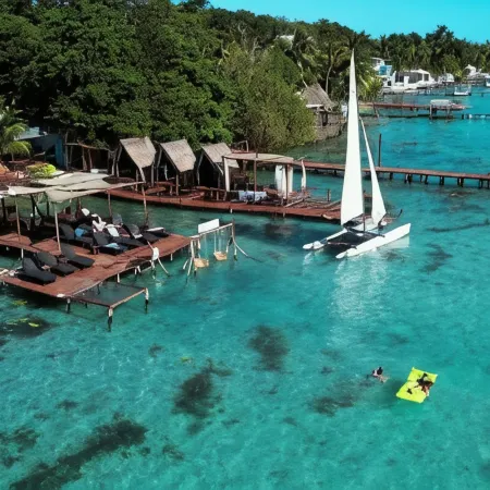 El Búho Lagoon Bacalar
