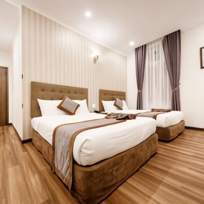 Twin Queen Room Wisteria Hotel Promo Code