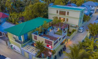UMET Stay, Fishing and Diving Hotel - Housity
