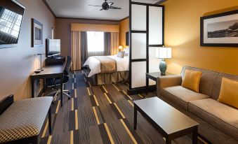 Best Western Plus Emerald Inn  Suites