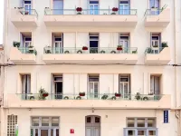 Le National Hotels in Sete