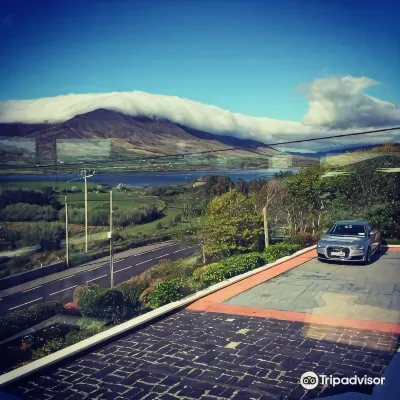 Iveragh Heights Hotel a 