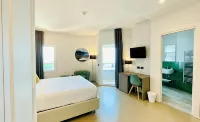 Grand Hotel Faraglioni Hotels in 