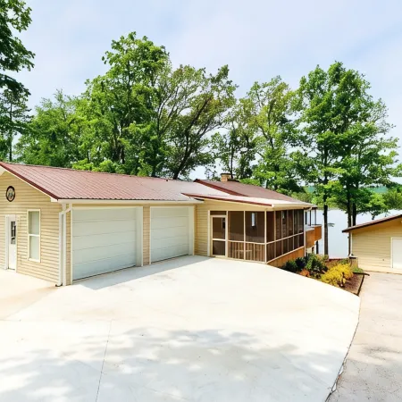 Lake Front house on Watts Bar Lake with large private dock, 2 screen porches