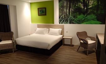 H Boutique Hotel Xplorer Loke Yew