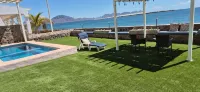Beautiful House Vista Delfín Beach Front, with Pool