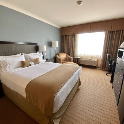 1 Queen Suite - Bunk Beds Inn on Prince Hotel & Conference Centre Truro Promo Code
