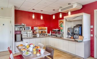 Ace Hotel Riom - Housity