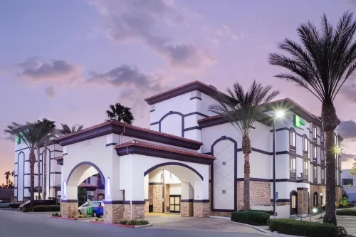 Holiday Inn Express & Suites ONTARIO AIRPORT by IHG