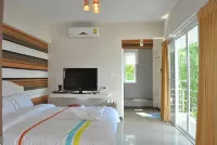 O.U.M.Hotel