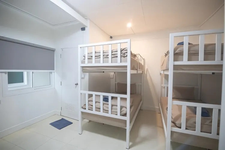 ห้องพักสำหรับสี่ท่านพร้อมห้องน้ำส่วนตัว