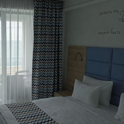 Deluxe Double Room With Sea View La Familia Promo Code