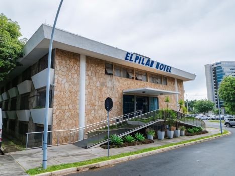 Hotel El Pilar by BSB Inn