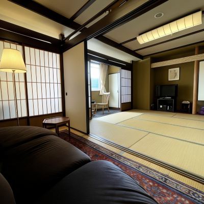 Japanese Room with Toilet and Bath (8 + 4 Tatami Mats for 4 People) , Non Smoking