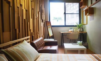 Tainan Re+ Wood Guesthouse