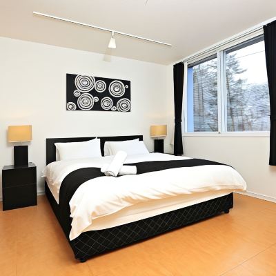 3 Bedrooms Apartment (Double Bedx1, Twin Bed X2, Bunk Bedx1), Non Smoking