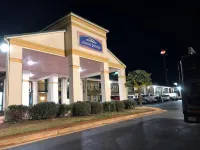 Howard Johnson by Wyndham Perry GA