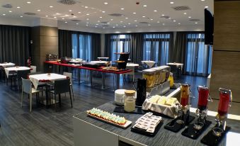 Hotel Forum - Housity