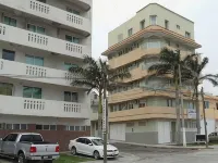 Hotel Suites Regina Отели в г. 